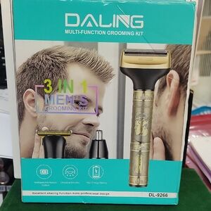 Darling 3-in-1 Men's Grooming Kit - Gold and Black New